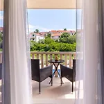 Seaside Luxury With A Swimming Pool Splitska, Brac - 23815 Splitska