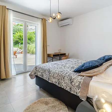 Seaside Luxury With A Swimming Pool Splitska, Brac - 23815 Villa